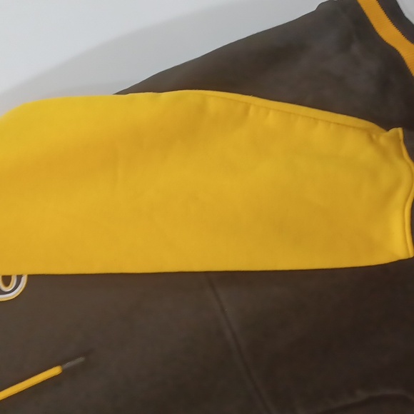 Dogg Supply by Snoop Dogg black/gold Varsity Bomber style Hoodie - Picture 6 of 12